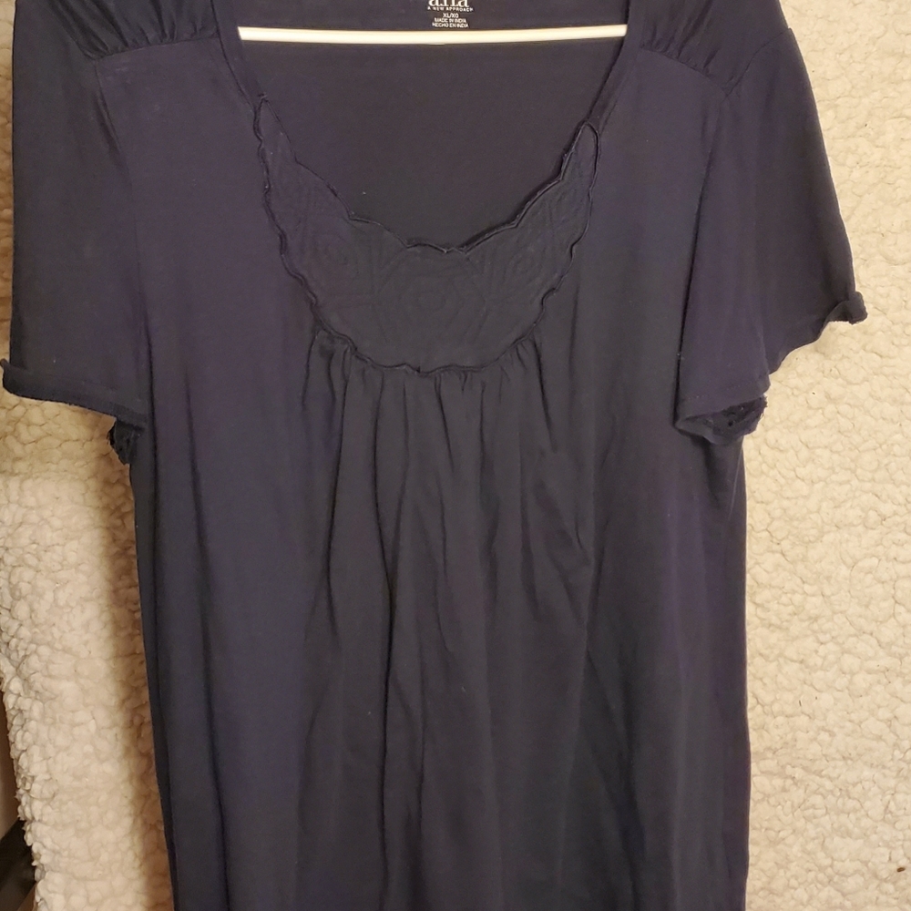 Womens shirt XL $5